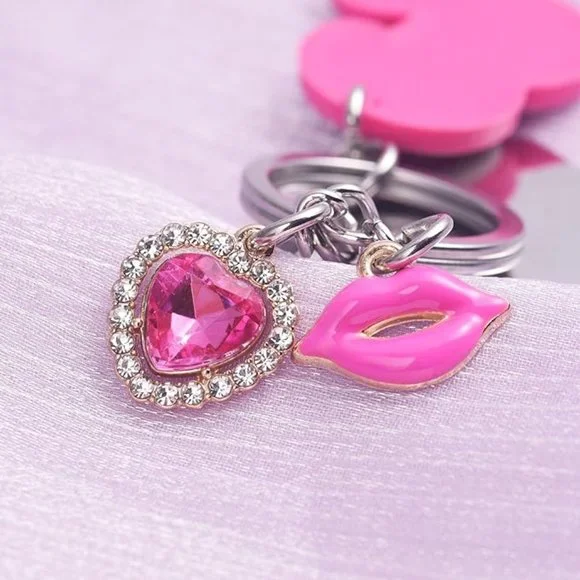 💕NWT Hot Pink Rhinestone Heart KEYCHAIN With Charms BARBIE Halloween Cos… - Picture 3 of 6